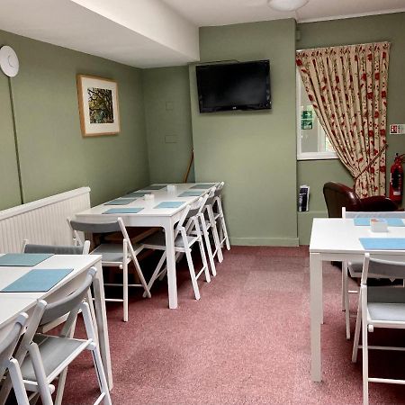 Ludlow Mascall Centre Екстер'єр фото