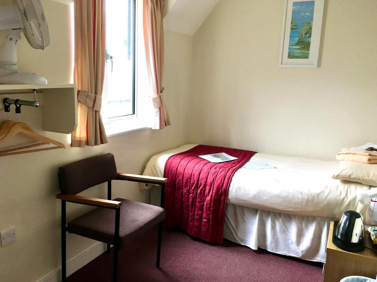 Ludlow Mascall Centre Екстер'єр фото