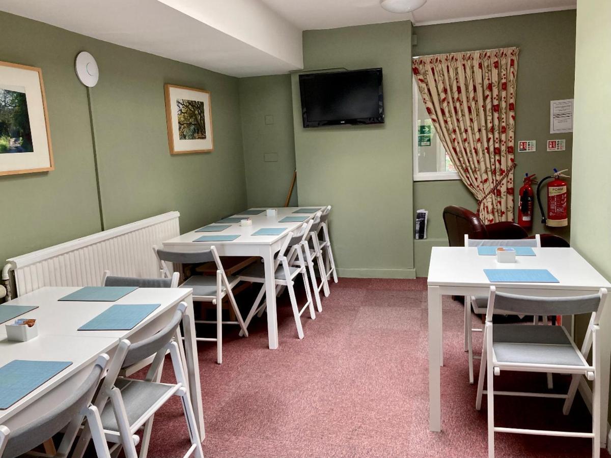 Ludlow Mascall Centre Екстер'єр фото