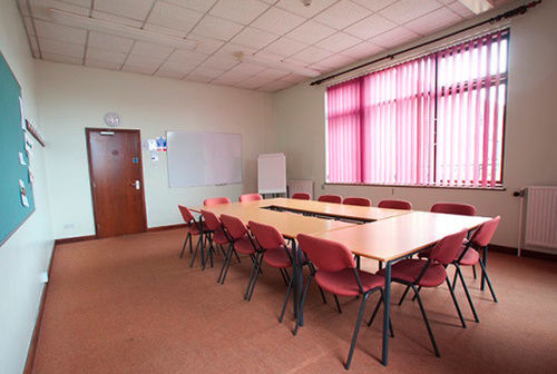Ludlow Mascall Centre Екстер'єр фото