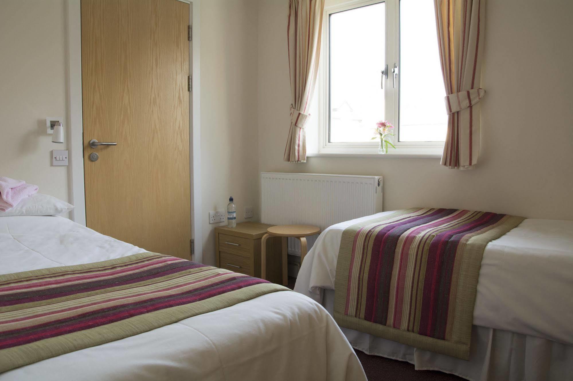 Ludlow Mascall Centre Екстер'єр фото