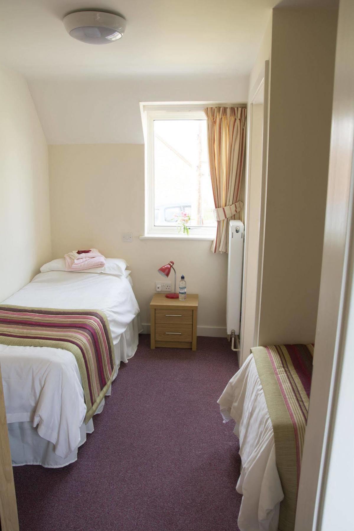 Ludlow Mascall Centre Екстер'єр фото
